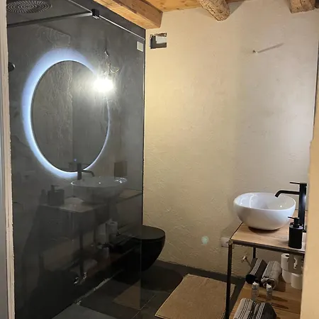 La Finestra Sul Grappa Bed and Breakfast 3*